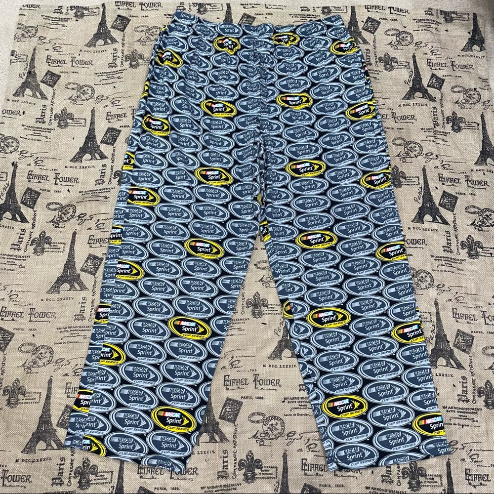 Winners Circle NWOT! Black/White Nascar Sprint Print Pajama Size XL